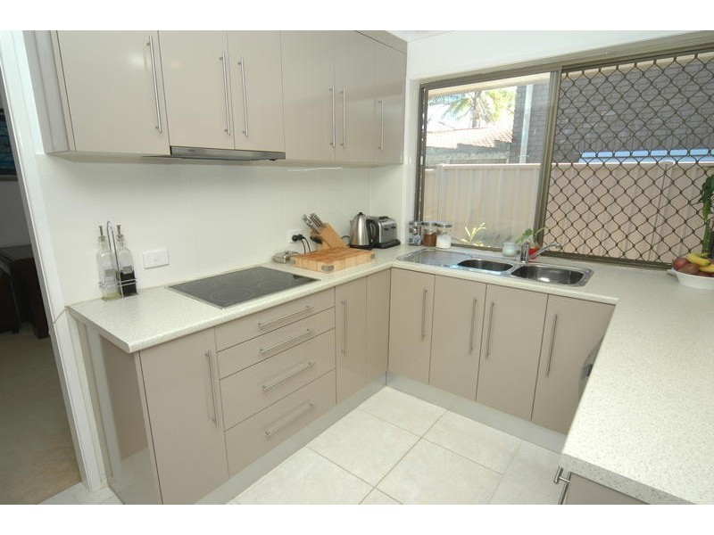 1 Kardinia Street, Minyama QLD 4575