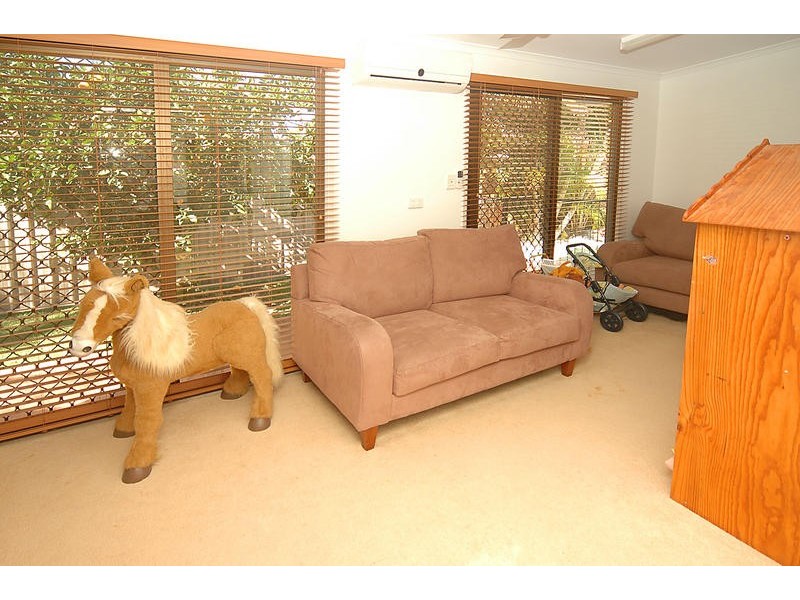 1 Kardinia Street, Minyama QLD 4575