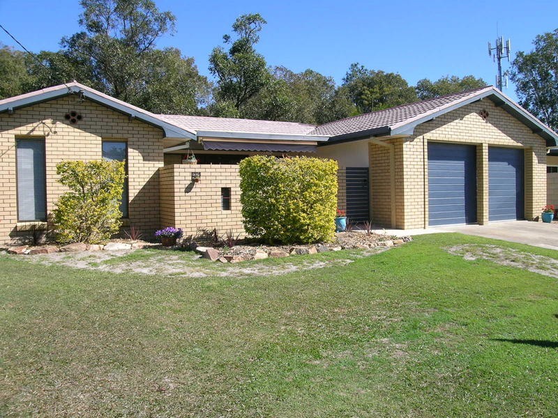 27 Amarina Avenue, Mooloolaba QLD 4557