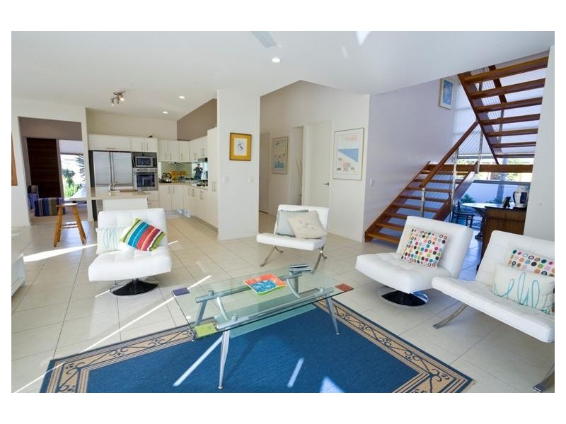 1 Easter Street, Parrearra QLD 4575