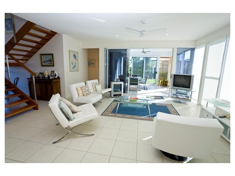 1 Easter Street, Parrearra QLD 4575