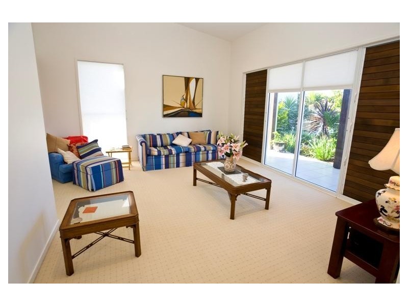 1 Easter Street, Parrearra QLD 4575