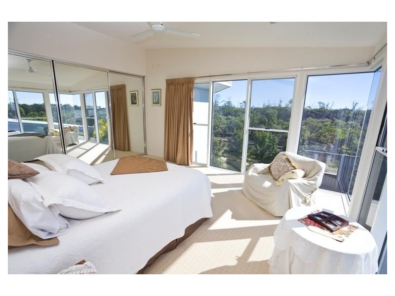 1 Easter Street, Parrearra QLD 4575