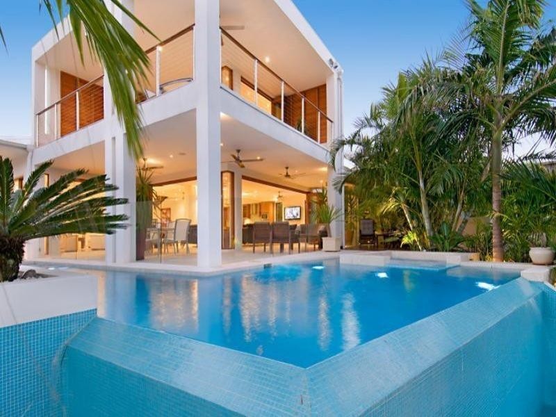 5 Moondarra Crescent, Mooloolaba QLD 4557