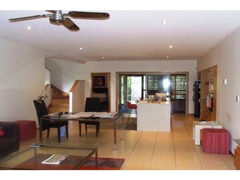 3B Northbeach Place, Mudjimba QLD 4564