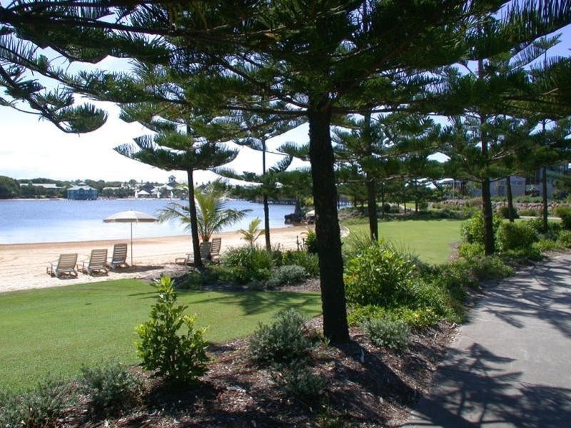 104/80 North Shore Road, Twin Waters QLD 4564