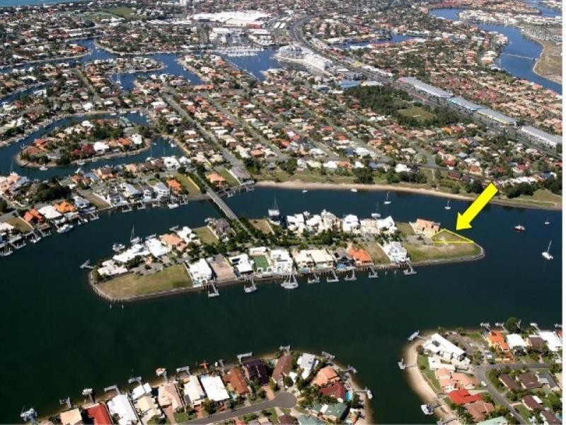 11 Mooloolah Island, Minyama QLD 4575