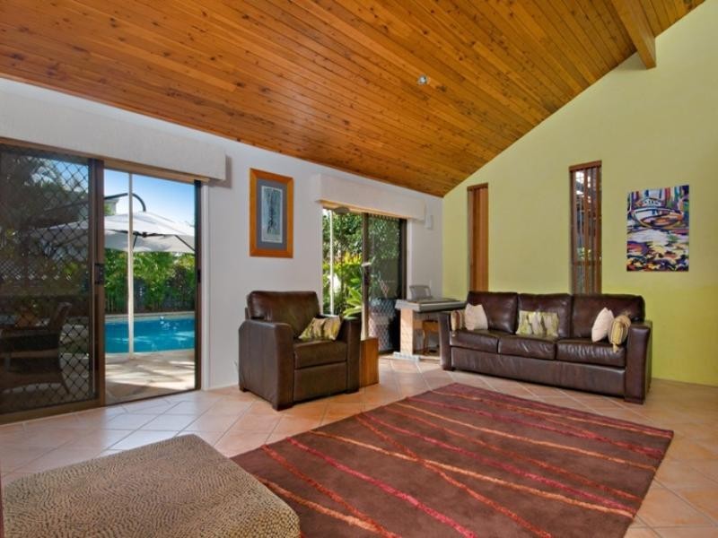 6 Parkana Crescent, Buddina QLD 4575