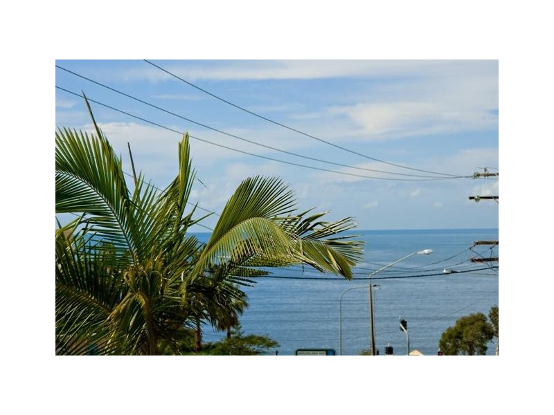 25 Buderim Avenue, Mooloolaba QLD 4557