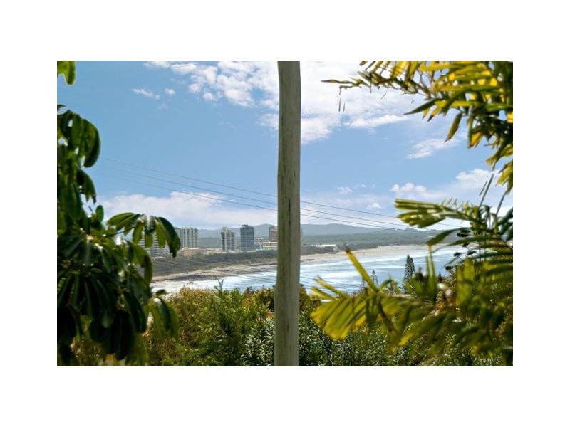 25 Buderim Avenue, Mooloolaba QLD 4557