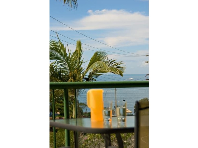 25 Buderim Avenue, Mooloolaba QLD 4557