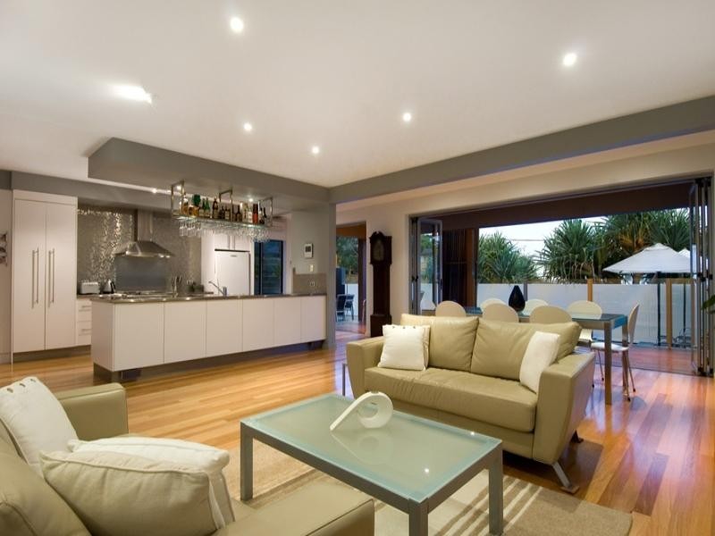11 William Street, Alexandra Headland QLD 4572