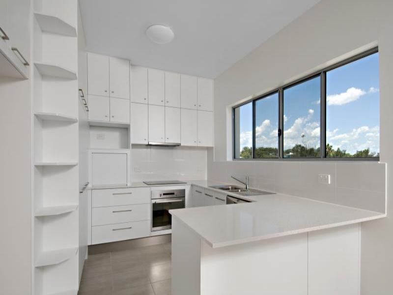 6/244 Alexandra Parade, Alexandra Headland QLD 4572