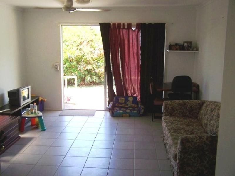 1/38 Saleng Crescent, Warana QLD 4575