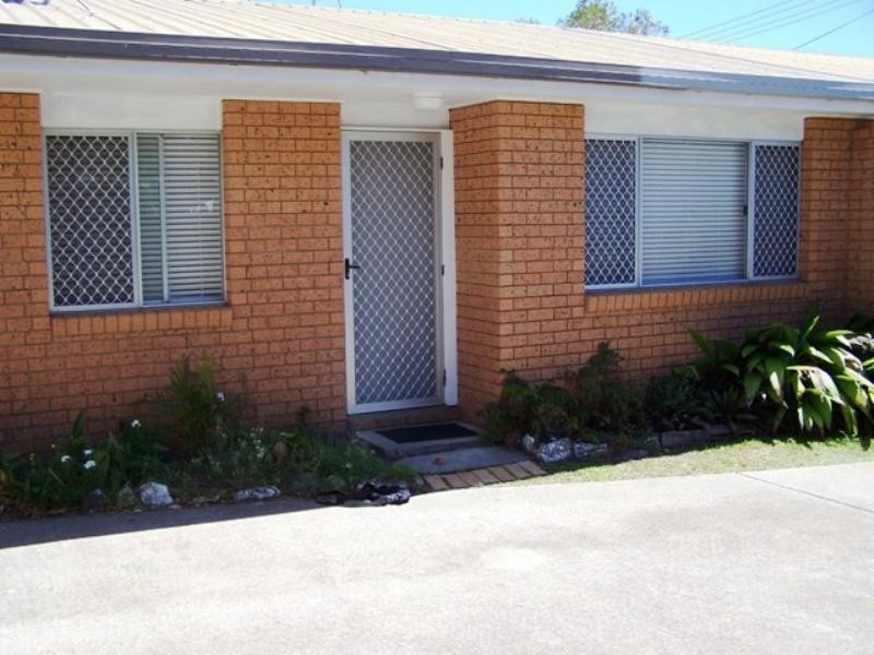 2/38 Saleng Crescent, Warana QLD 4575