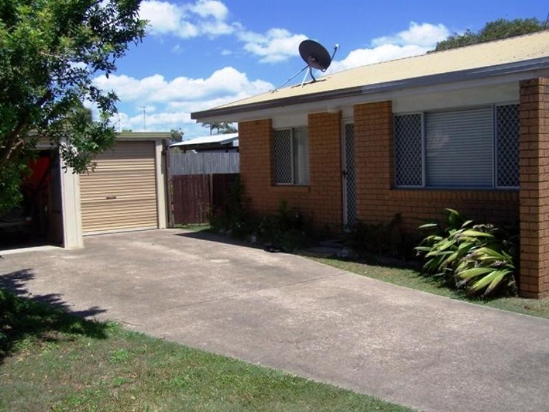 2/38 Saleng Crescent, Warana QLD 4575