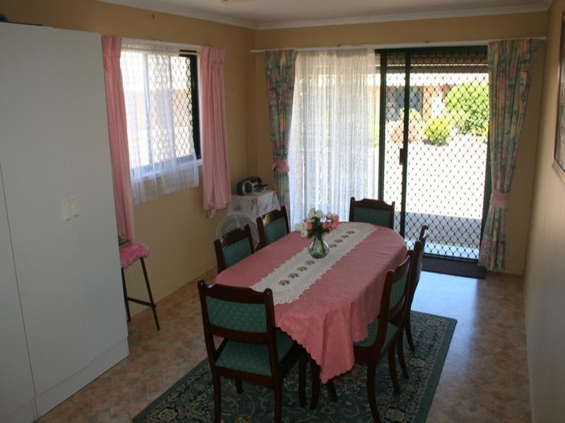 242/4 Melody Court, Warana QLD 4575