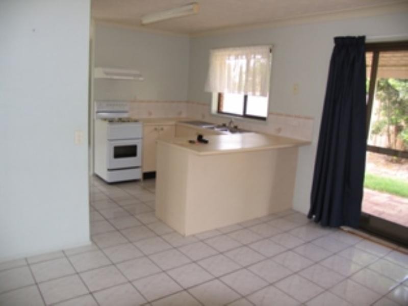 2 Honeysuckle Drive, Bokarina QLD 4575
