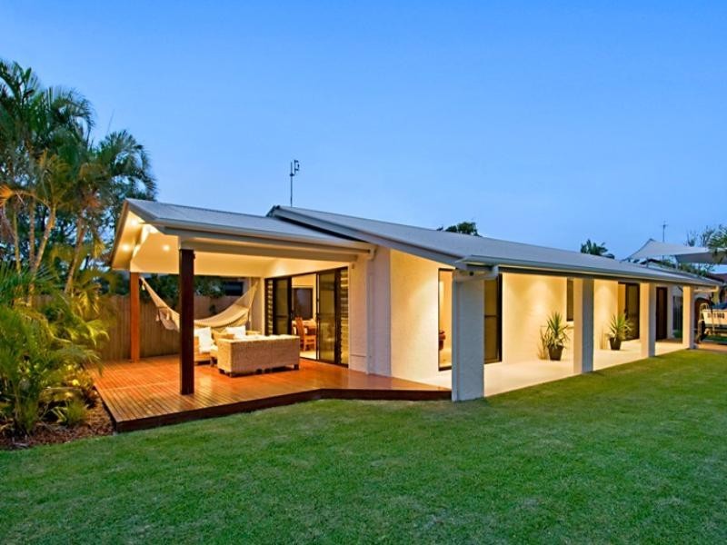 16 Boorook Street, Buddina QLD 4575