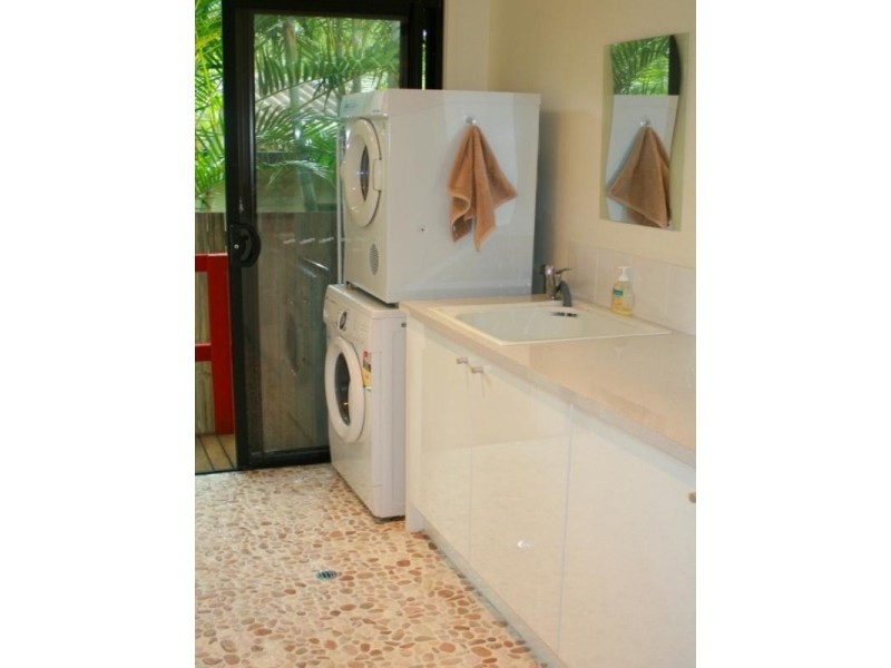 29 Palm Drive, Mooloolaba QLD 4557