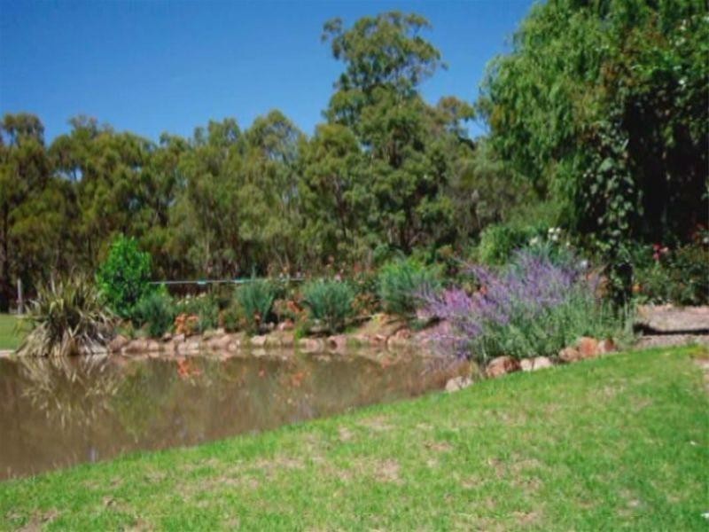 90 Nicholson Road, Stanthorpe QLD 4380