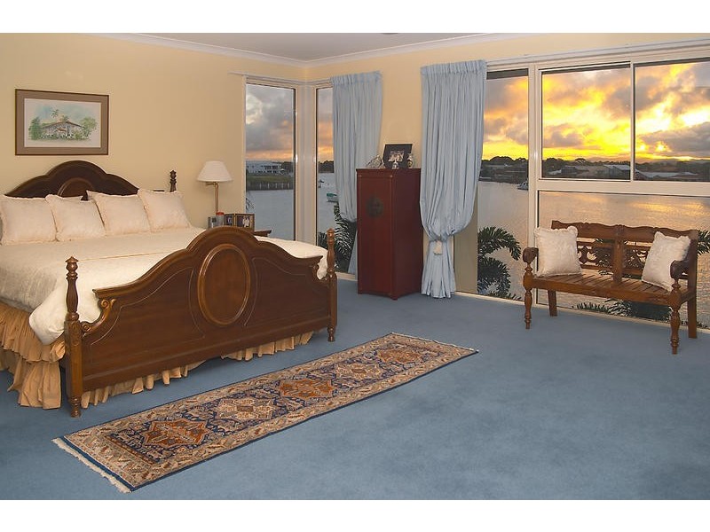 90 Mooloolah Drive, Minyama QLD 4575