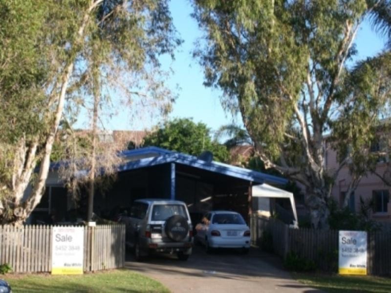 1 & 2/79 Iluka Avenue, Buddina QLD 4575