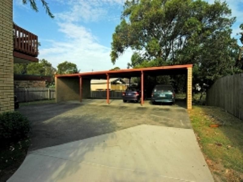 1/8 Goonawarra Drive, Mooloolaba QLD 4557