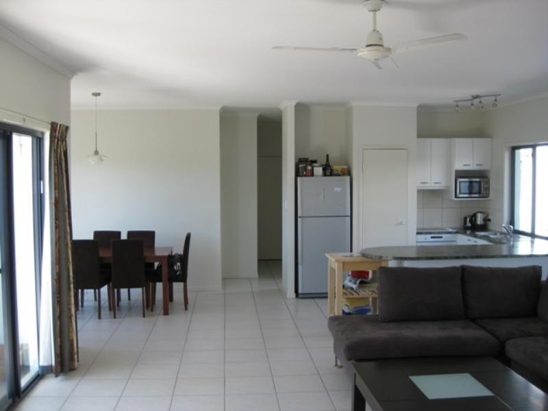 10 Riberry Place, Meridan Plains QLD 4551