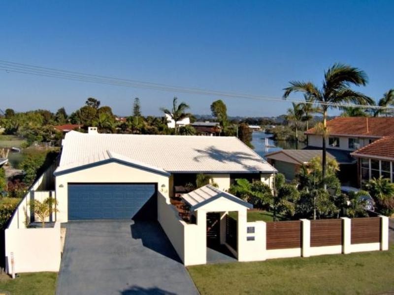 13 Paraka Court, Mountain Creek QLD 4557