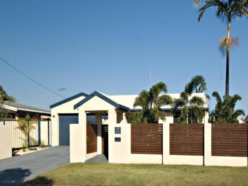 13 Paraka Court, Mountain Creek QLD 4557