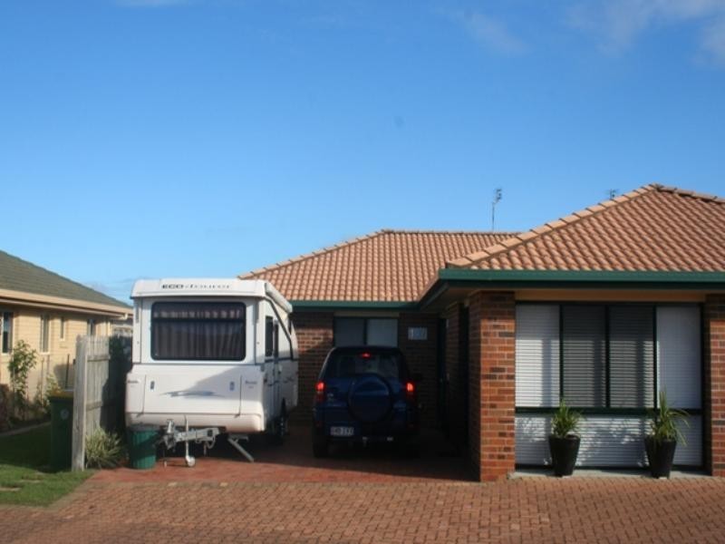 197/4 Melody Court, Warana QLD 4575