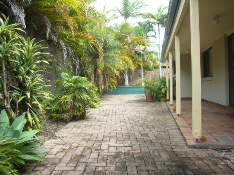 72 Brentwood Avenue, Mooloolaba QLD 4557