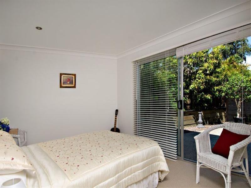 35a Ocean View Avenue, Mooloolaba QLD 4557