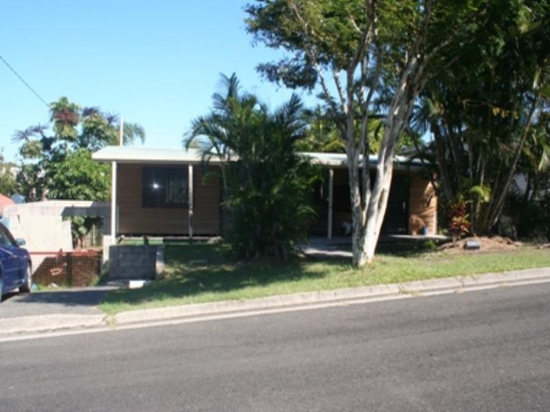 16 Bauhinia Drive, Mooloolaba QLD 4557
