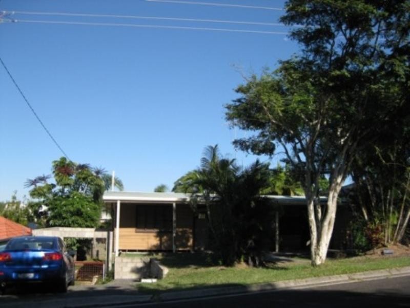 16 Bauhinia Drive, Mooloolaba QLD 4557