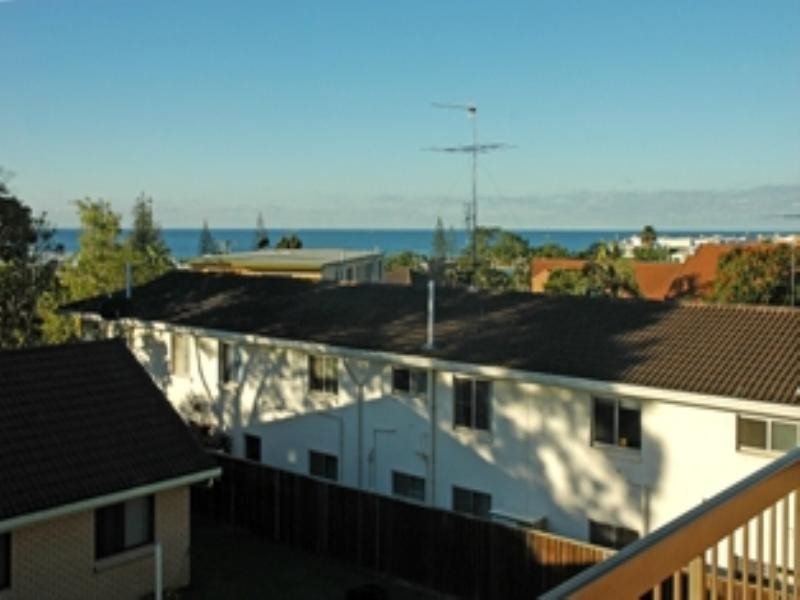 11/16 Camfield Street, Alexandra Headland QLD 4572