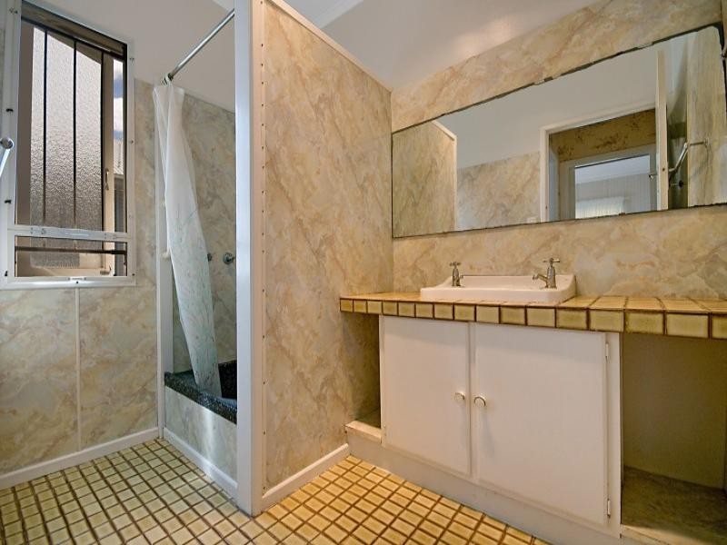 30 George Street, Alexandra Headland QLD 4572