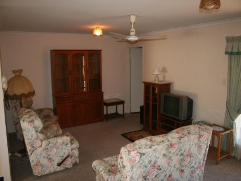 16/10 Melody Court, Warana QLD 4575