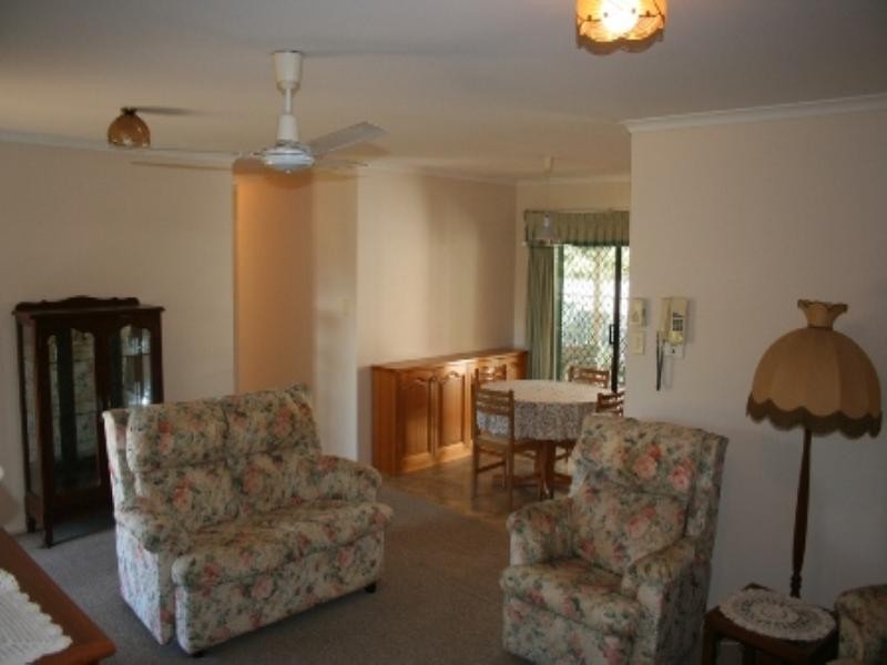 16/10 Melody Court, Warana QLD 4575