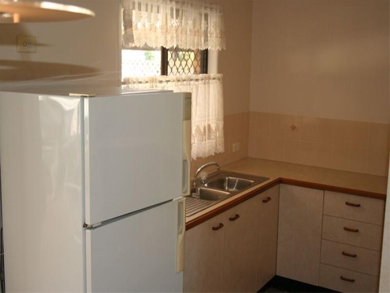 16/10 Melody Court, Warana QLD 4575