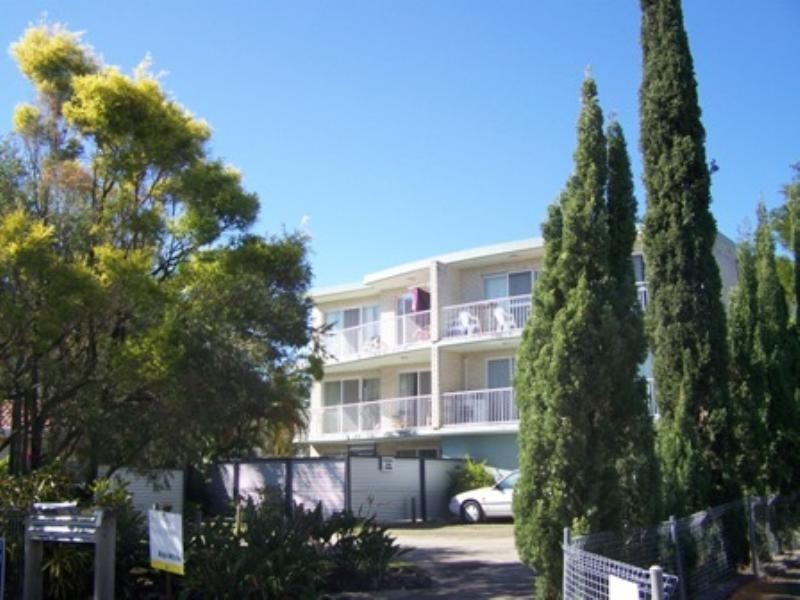 2/7 Corowa Court, Mooloolaba QLD 4557