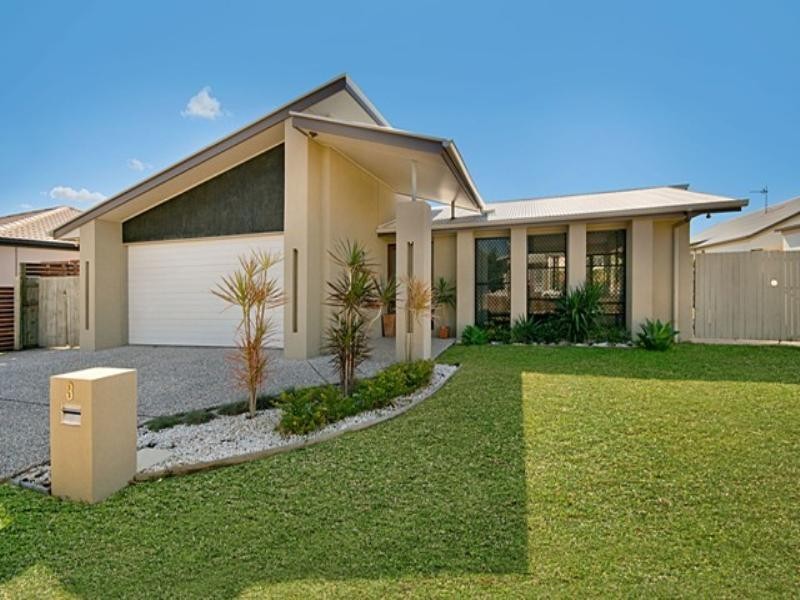 3 Flores Street, Parrearra QLD 4575