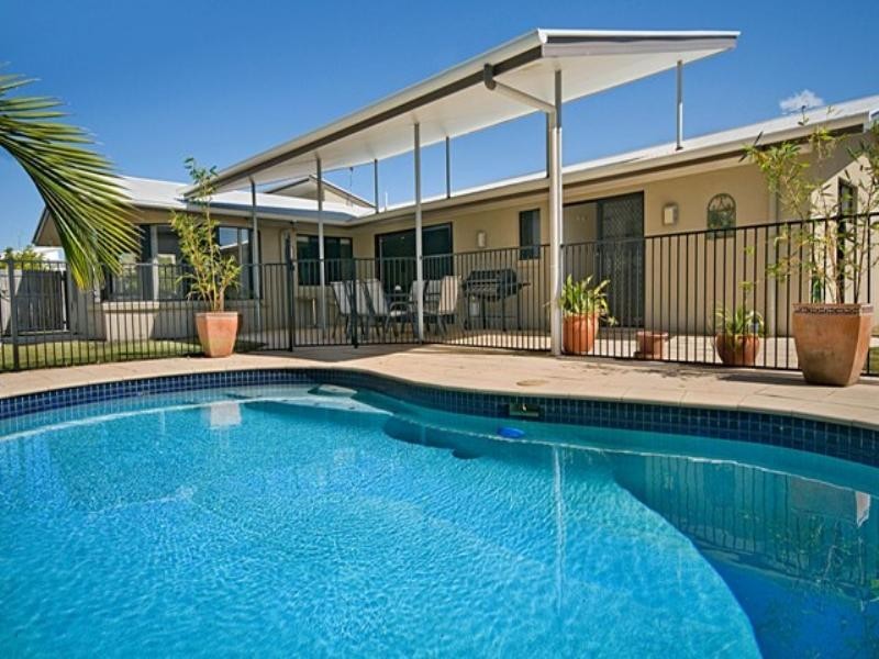 3 Flores Street, Parrearra QLD 4575