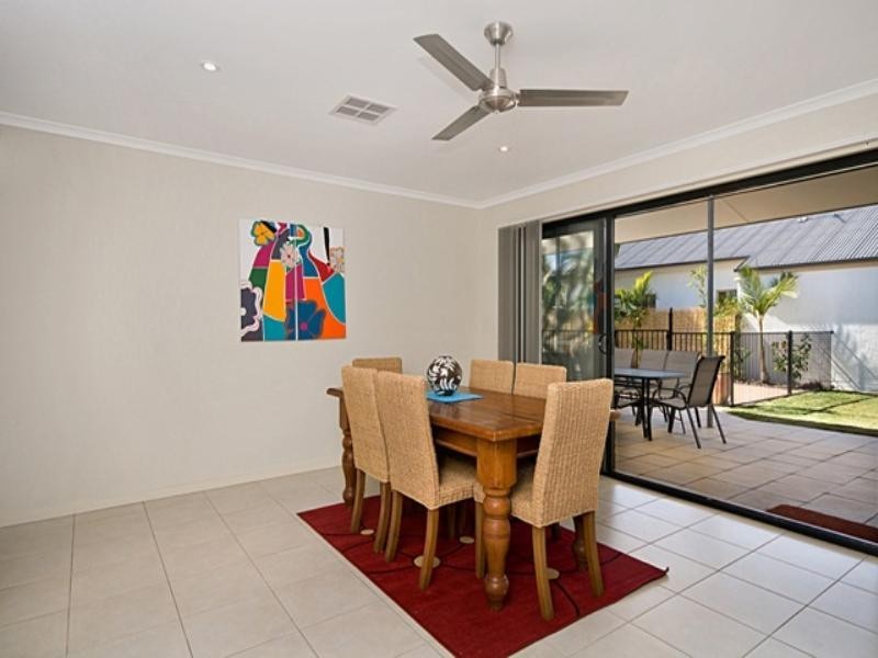 3 Flores Street, Parrearra QLD 4575