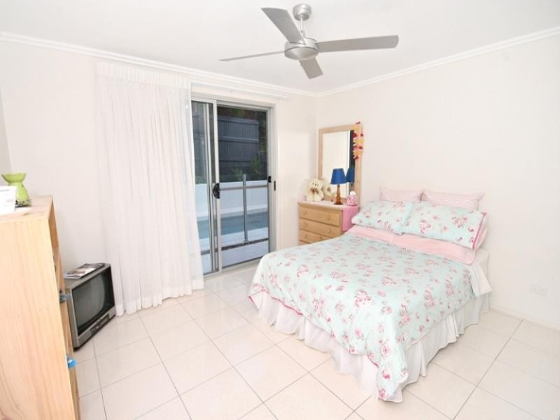 18 Lentara Crescent, Mooloolaba QLD 4557