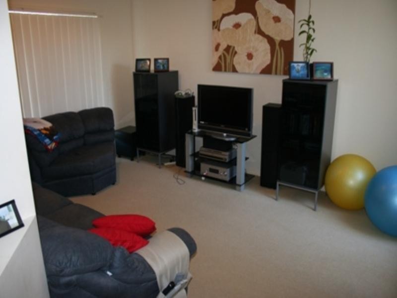 10 Irving Place, Sippy Downs QLD 4556