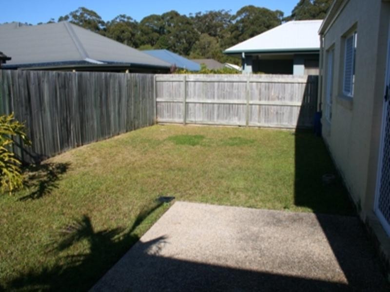 10 Irving Place, Sippy Downs QLD 4556