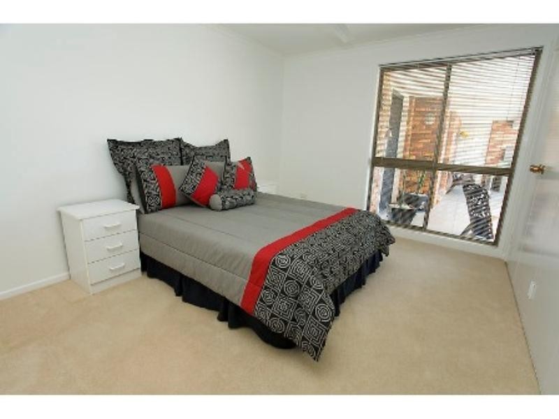 7 Poplar Place, Mooloolaba QLD 4557