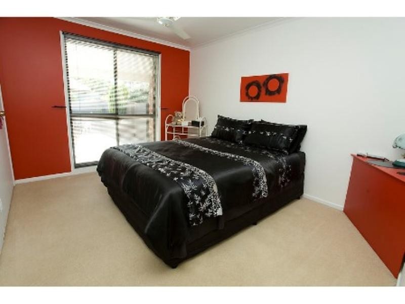 7 Poplar Place, Mooloolaba QLD 4557